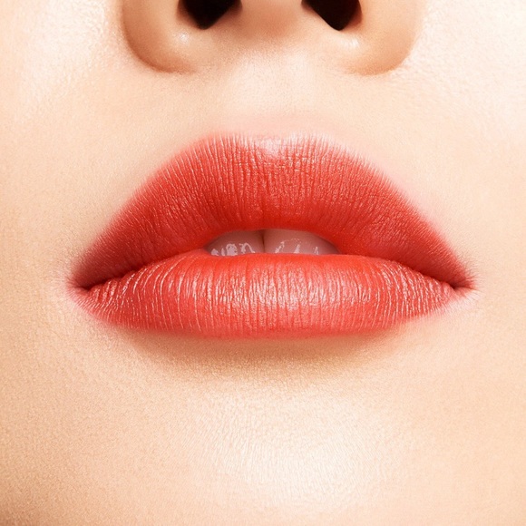 MAC Moon Masterpiece Turn Up Your Luck Matte Powder Kiss Lipstick - Picture 11 of 11